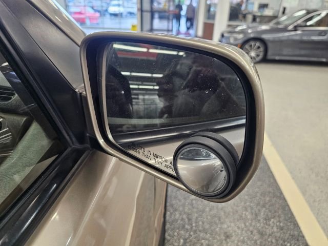 Used 2004 Honda Pilot EX image 32