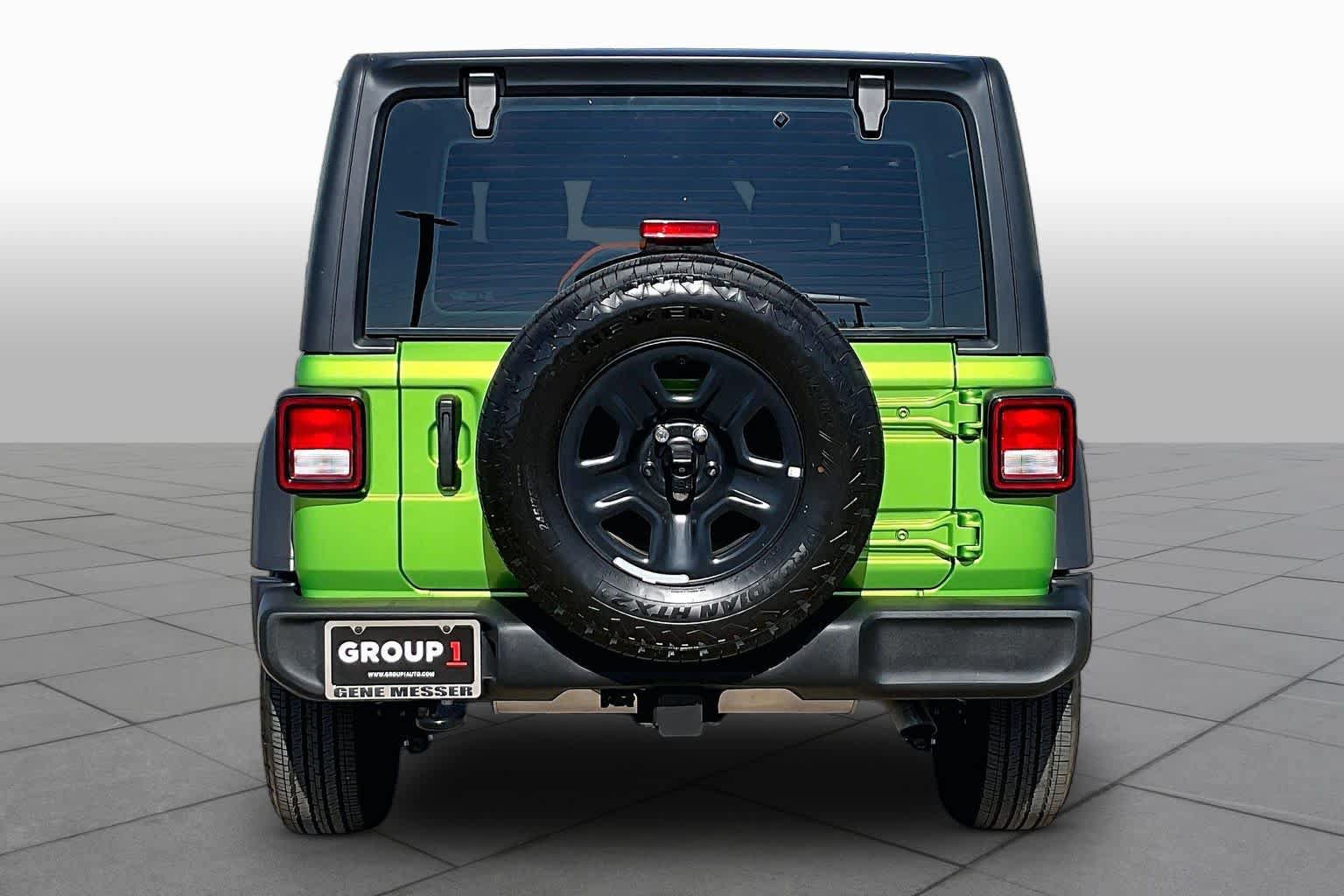 Used 2026 Jeep Wrangler Unlimited Sport AWD/4WD image 4