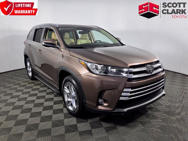 Used 2018 Toyota Highlander Limited FWD 360° Tour