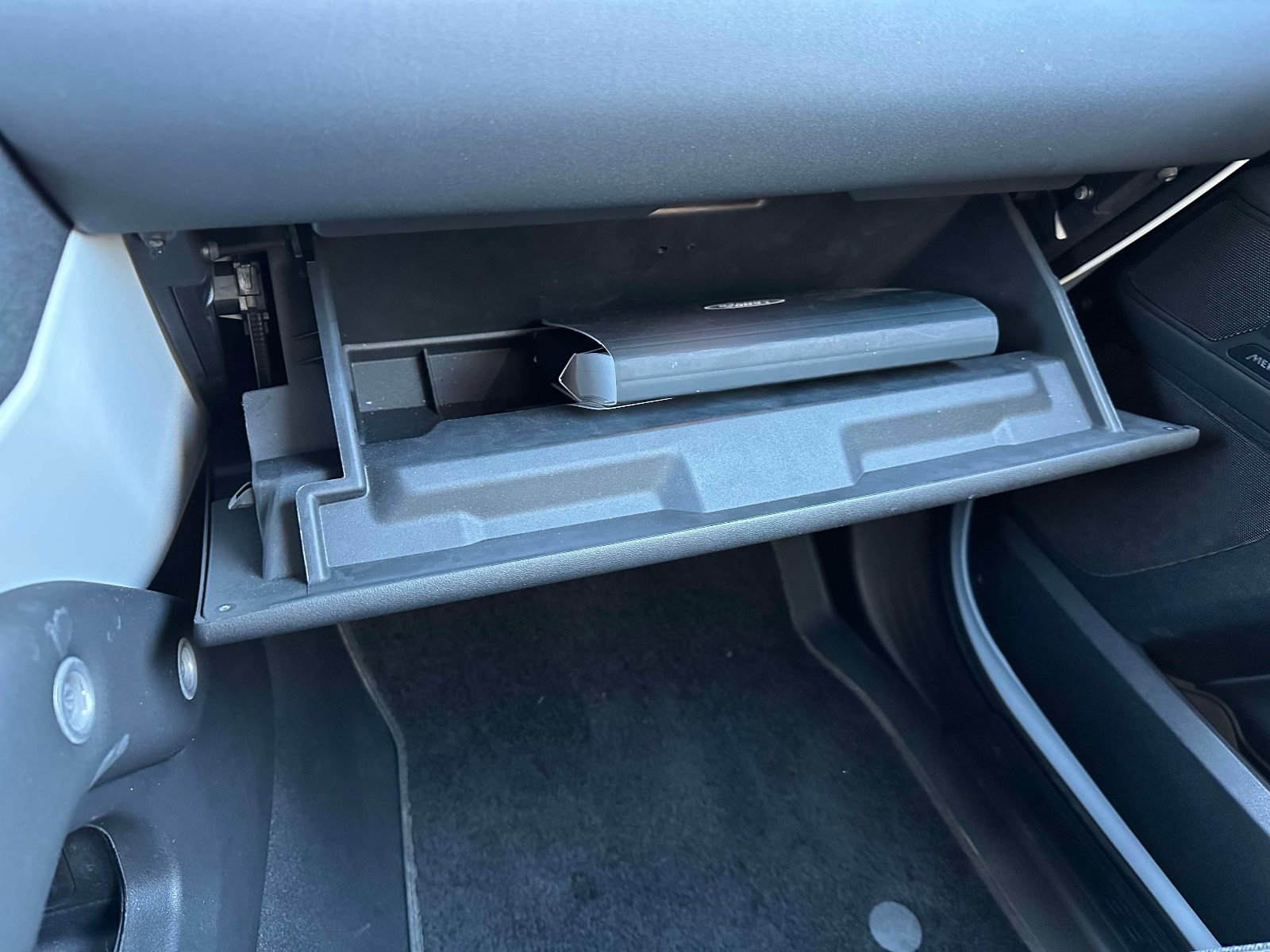 Used 2025 Land Rover Defender 110 S image 37