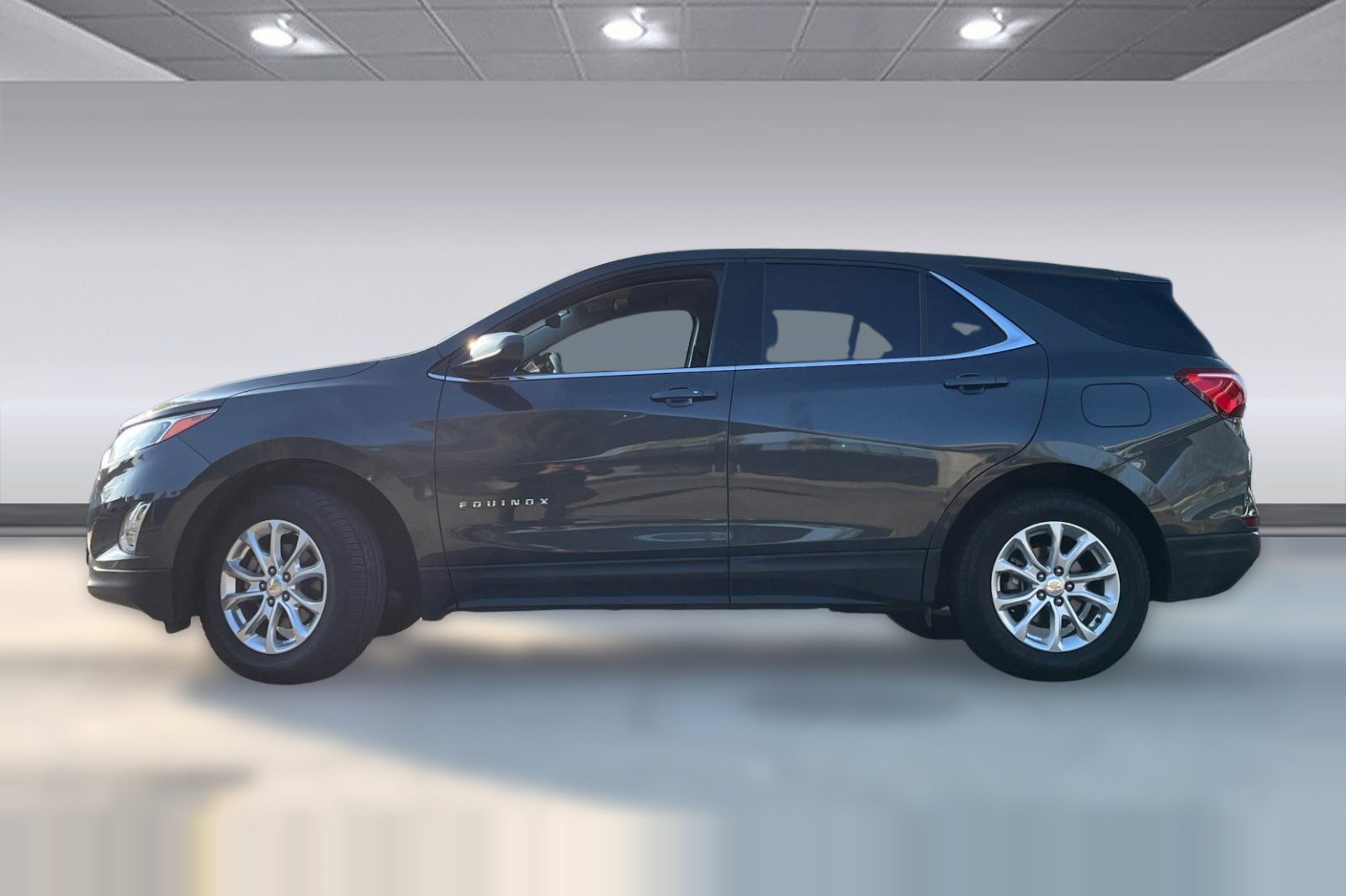 Used 2020 Chevrolet Equinox LT image 2