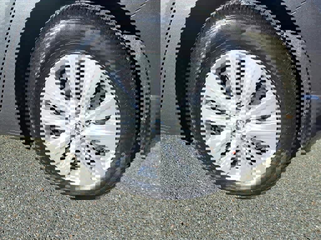 Certified 2023 Nissan Sentra S image 9