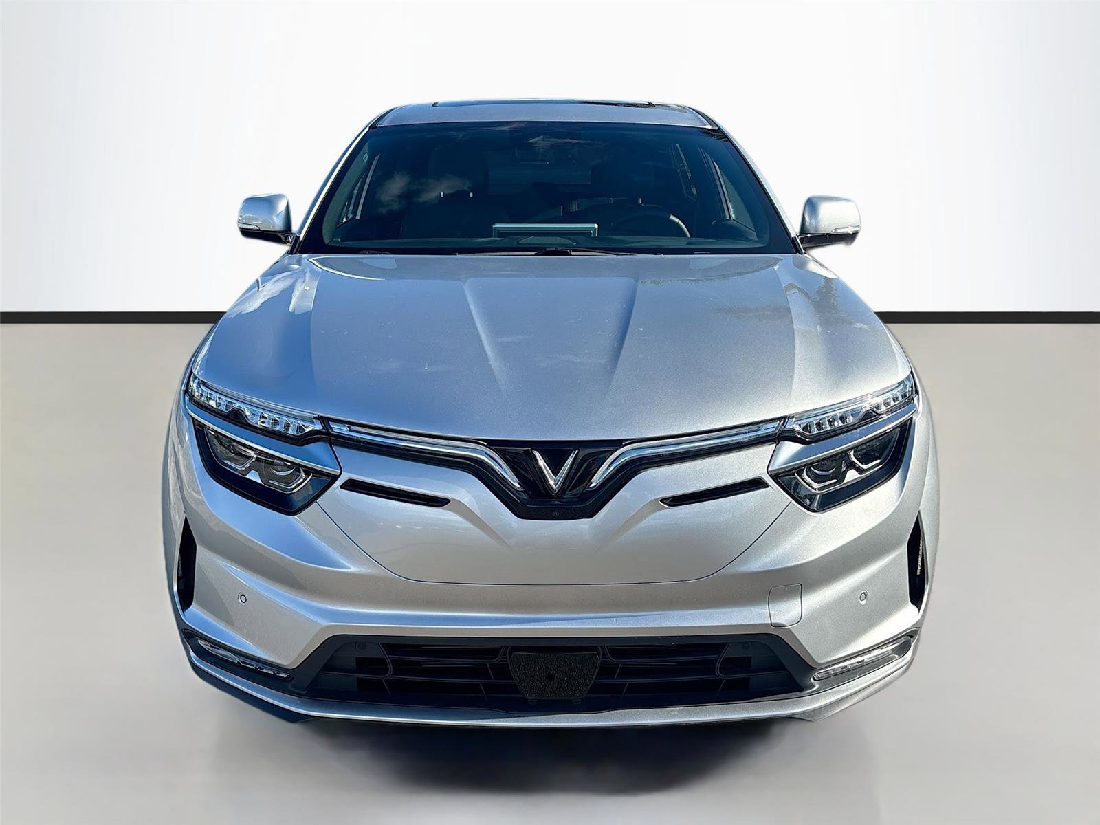 New 2025 VinFast VF 8 Plus image 2