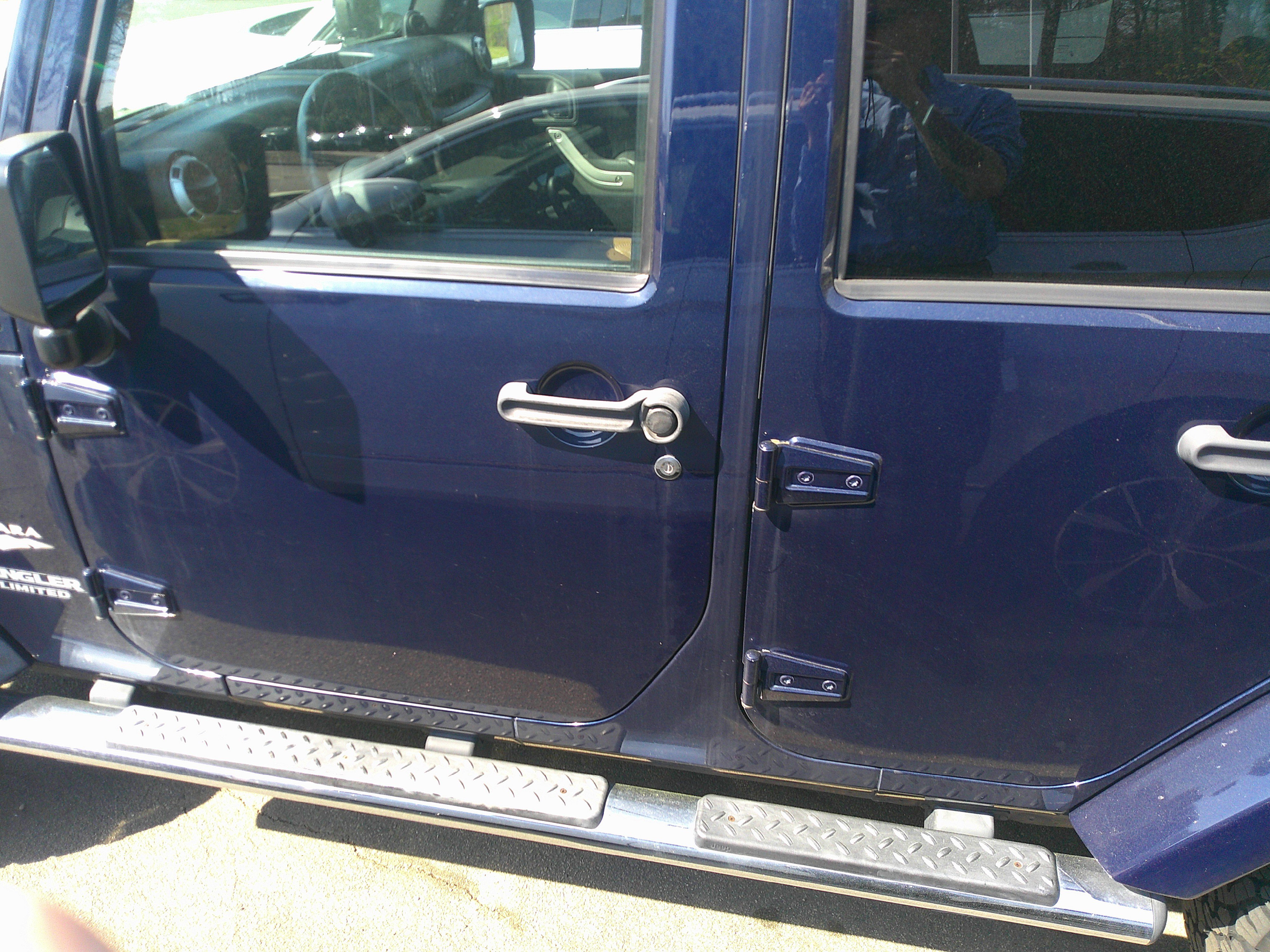 Used 2013 Jeep Wrangler Unlimited Sahara w/ Mopar Chrome Edition Group image 9