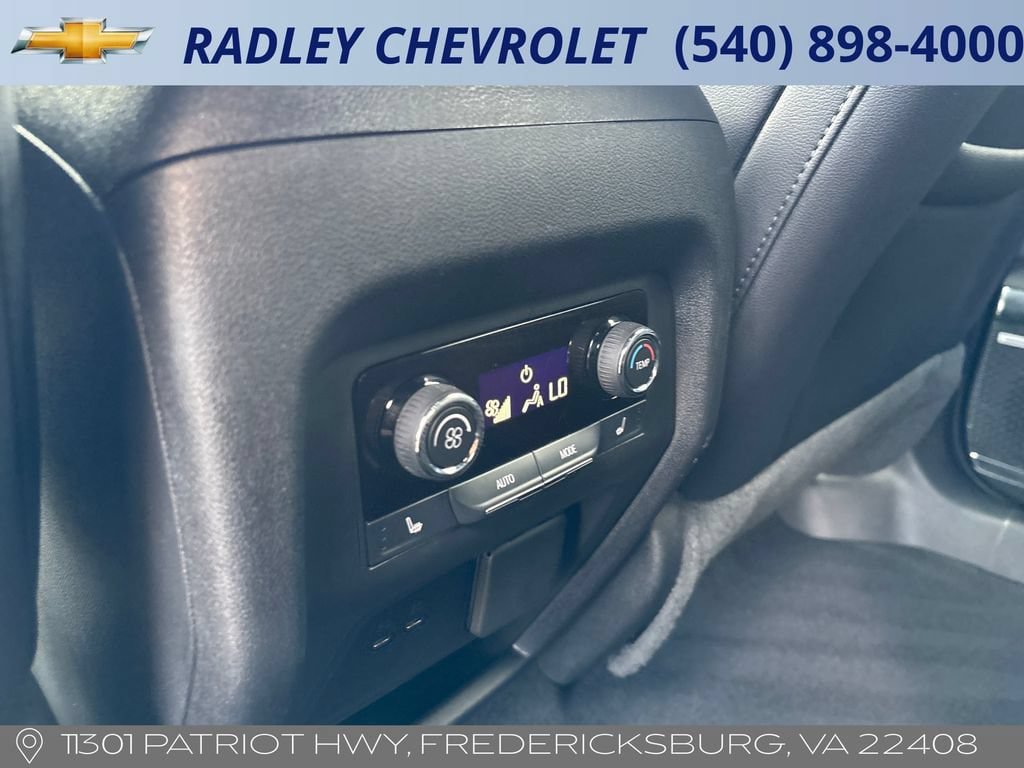 Used 2025 Chevrolet Traverse High Country w/ LPO, Floor Liner Package FWD image 14