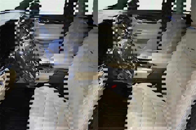 Used 2018 Cadillac XT5 Premium Luxury image 16