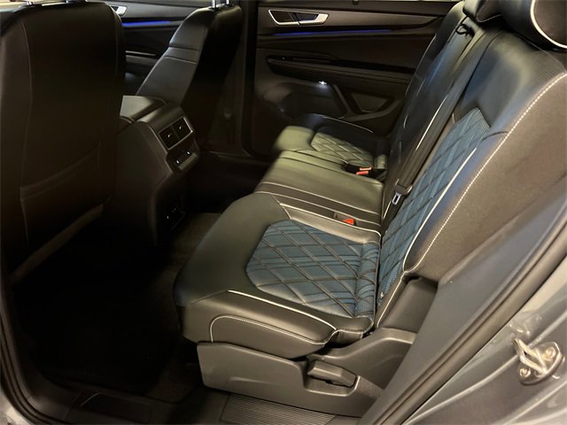 Certified 2025 Volkswagen Atlas Cross Sport SEL Premium R-Line image 17