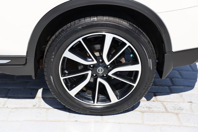 Used 2018 Nissan Rogue SL w/ Premium Package AWD/4WD image 43