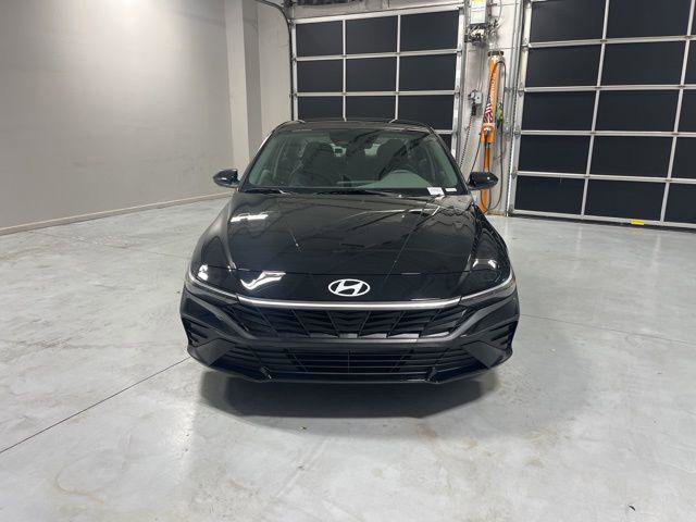 New 2026 Hyundai Elantra Sport image 2