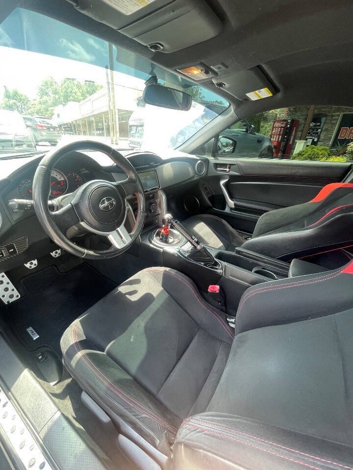 Used 2016 Scion FR-S RWD image 13