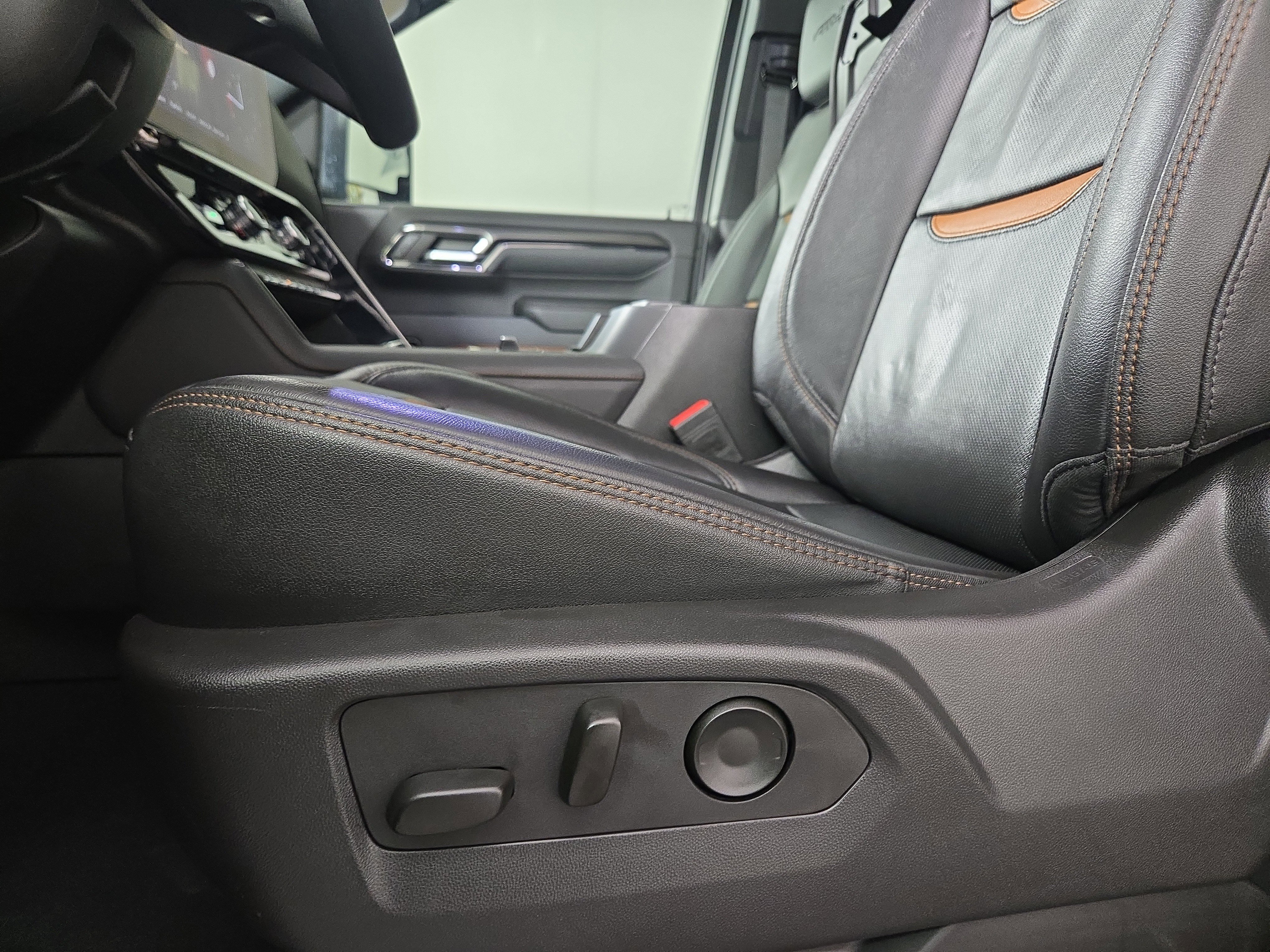 Certified 2024 GMC Sierra 3500 AT4 w/ AT4 Premium Plus Package image 33