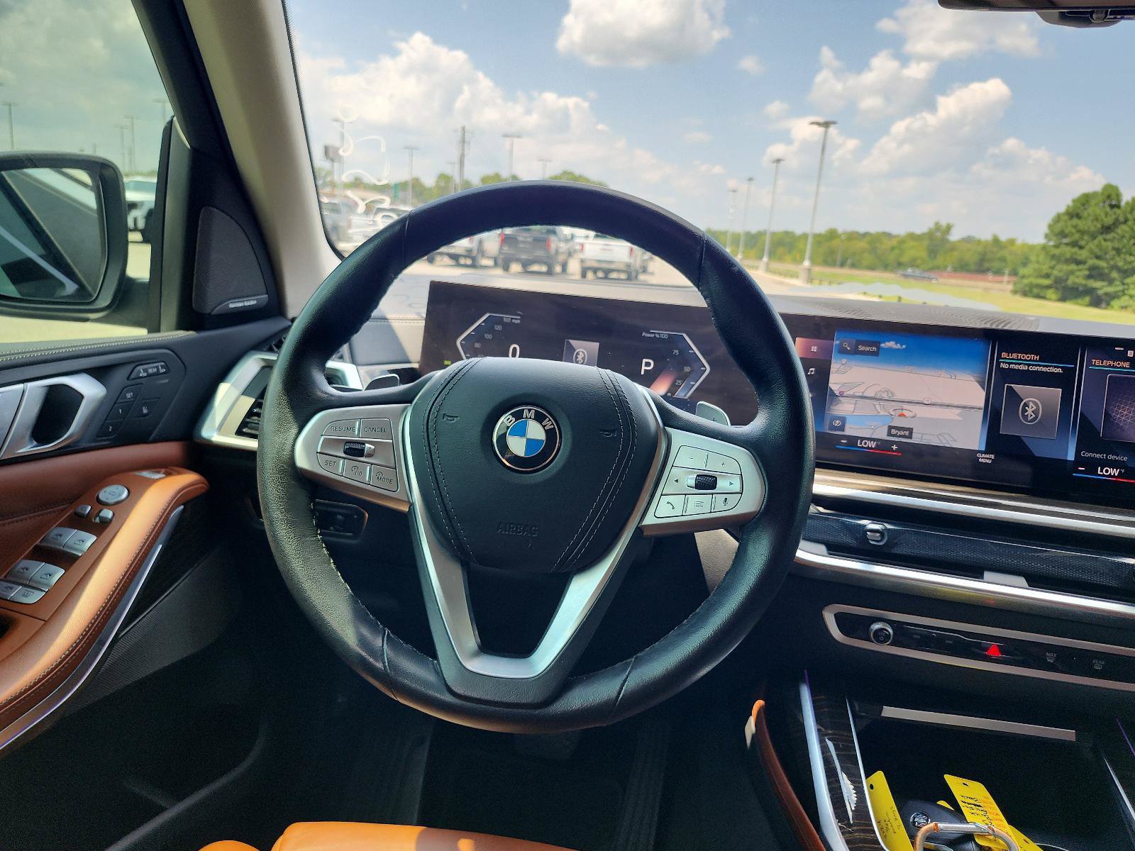 Used 2023 BMW X7 xDrive40i AWD/4WD image 15