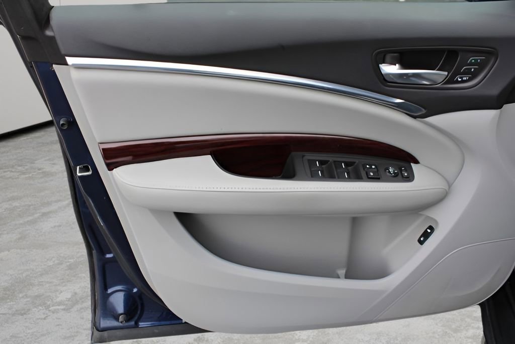 Used 2015 Acura MDX SH-AWD w/ Technology Package image 18