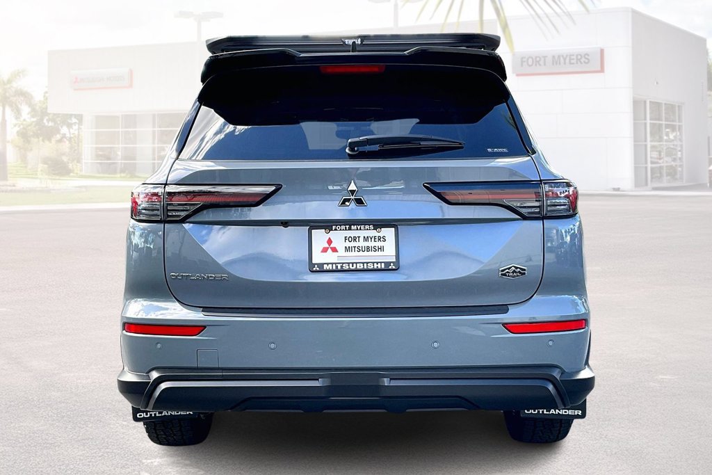 New 2026 Mitsubishi Outlander SE AWD/4WD image 4