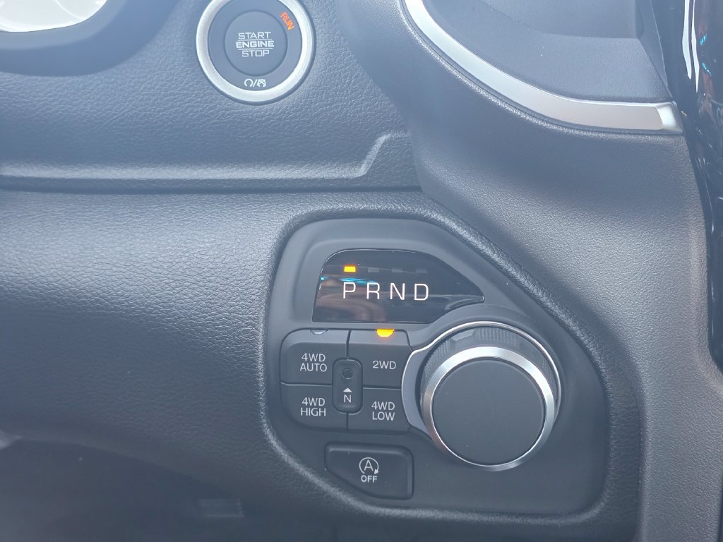 New 2026 RAM 1500 4x4 Crew Cab image 19