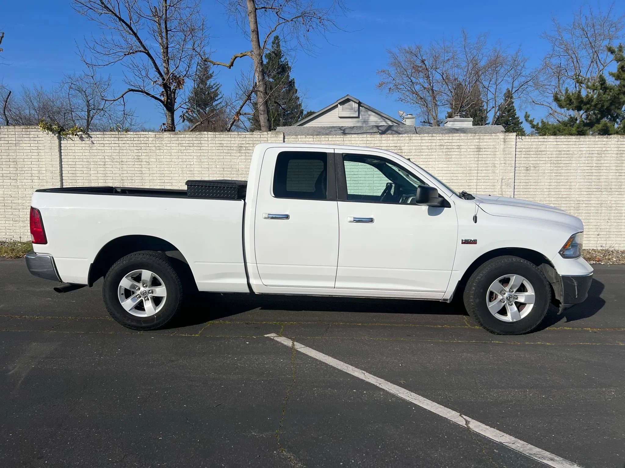 Used 2015 RAM 1500 Classic SLT image 7
