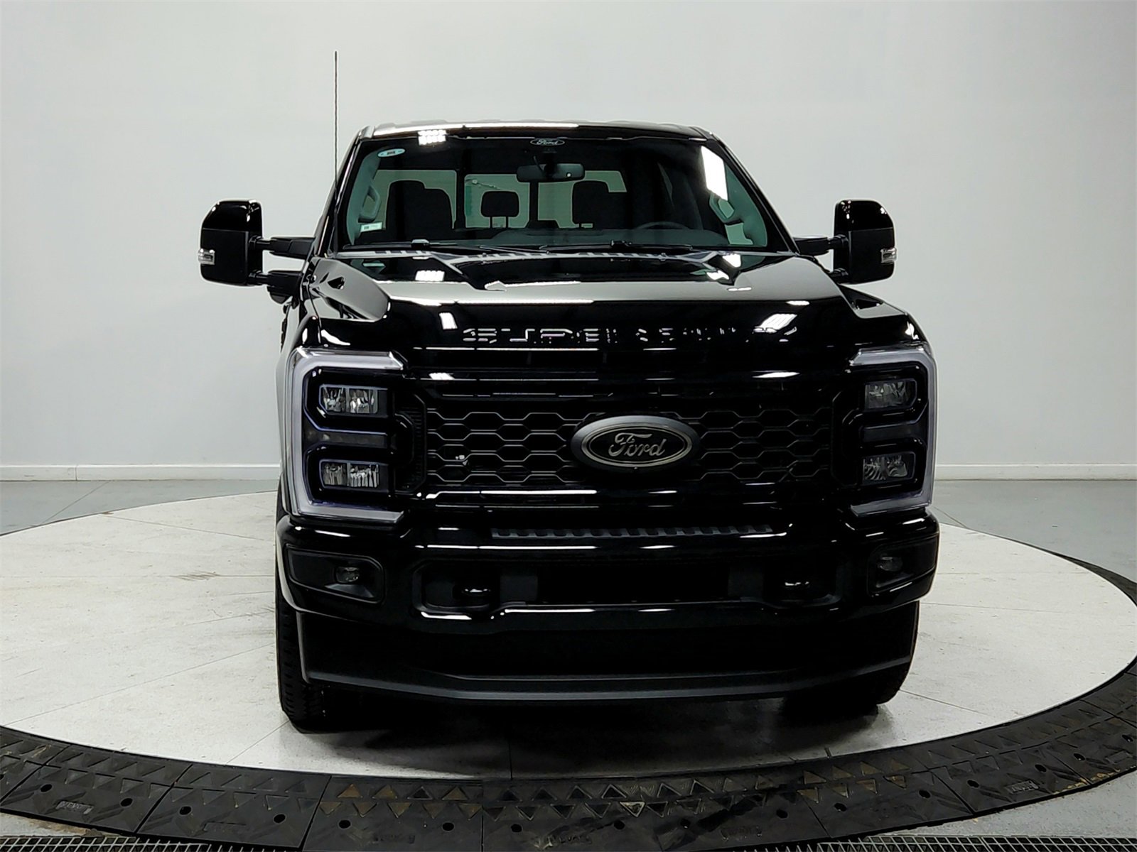 New 2026 Ford F250 Lariat w/ Black Appearance Package image 2