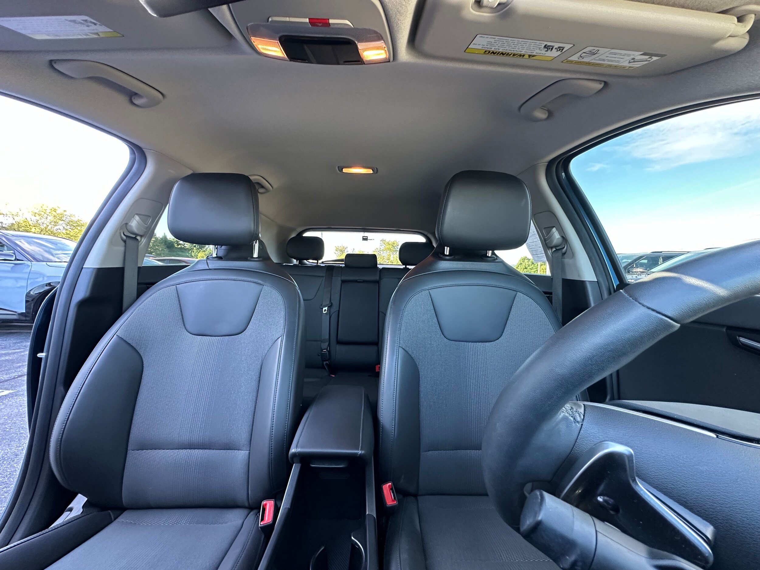 Used 2023 Kia Niro EX w/ EX Cold Weather Package FWD image 22