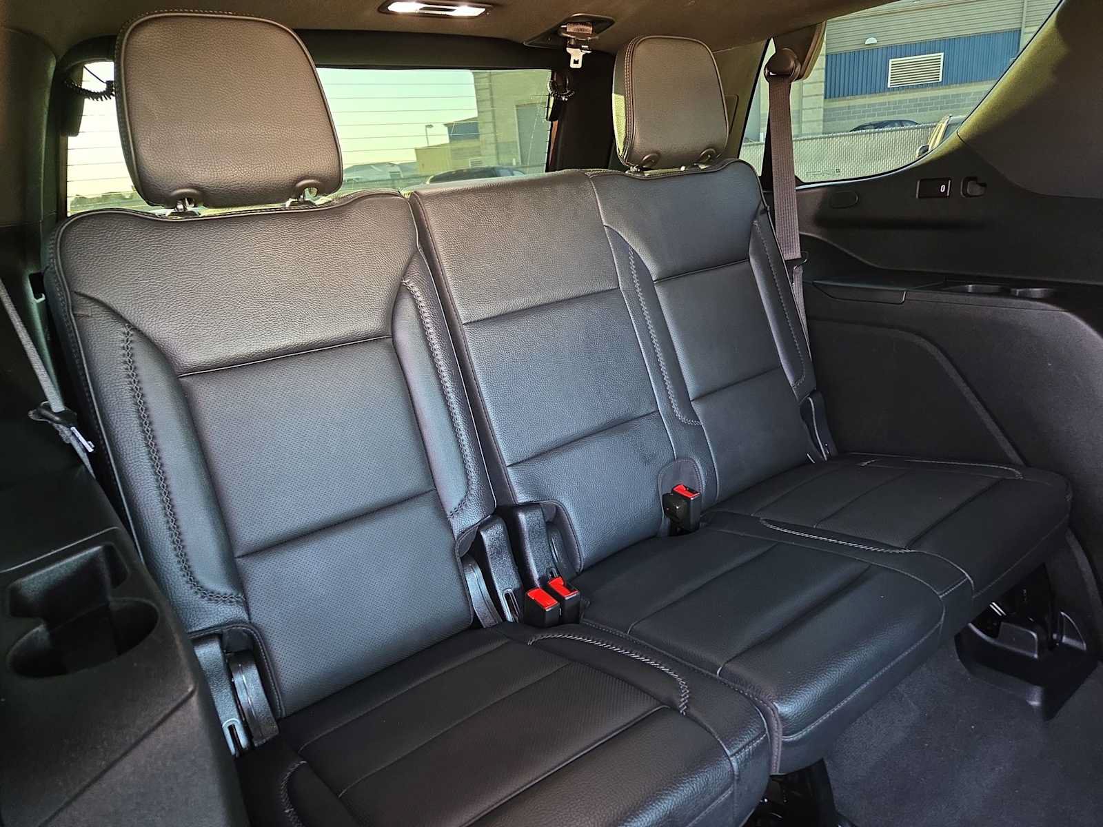 Used 2023 GMC Yukon Denali AWD/4WD image 17