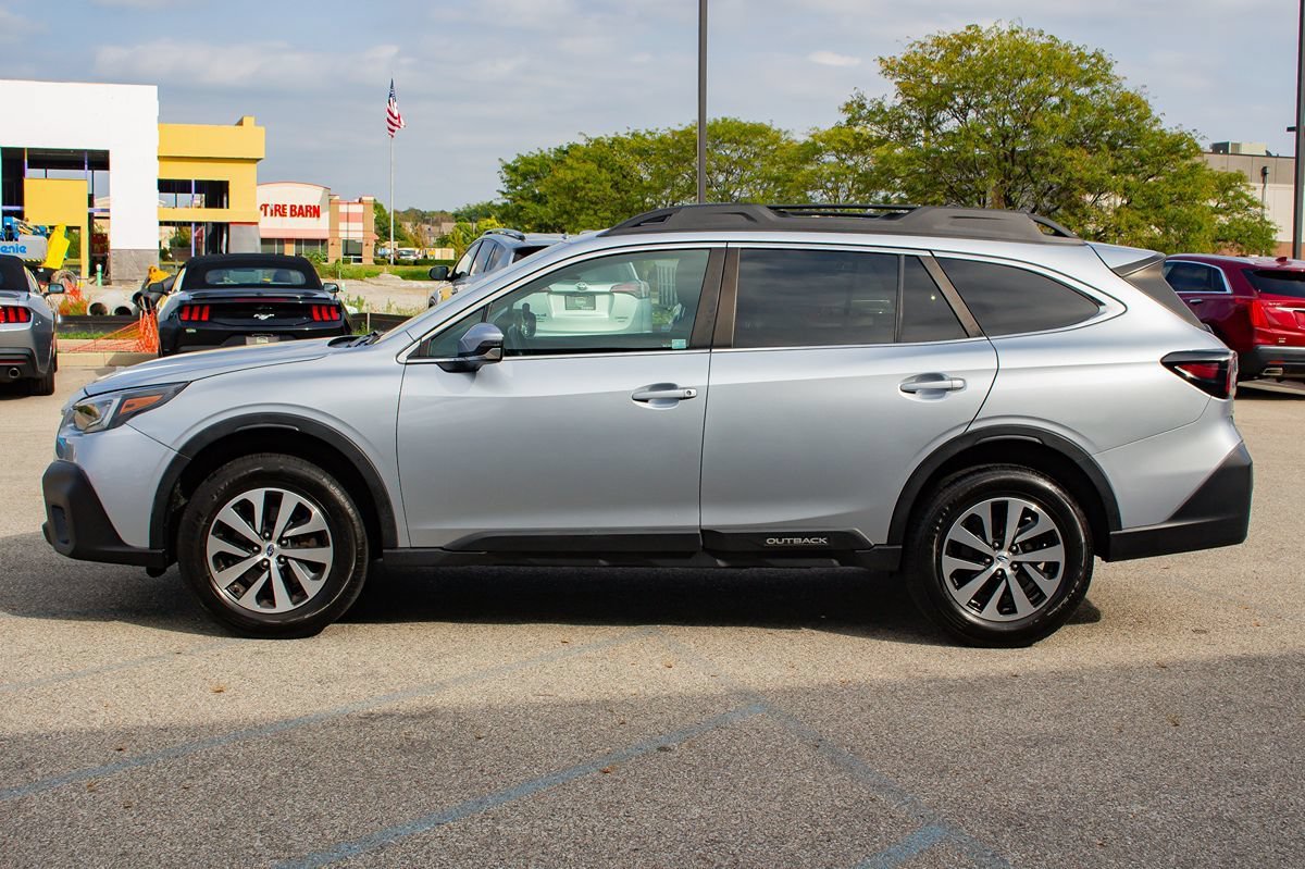 Used 2022 Subaru Outback Premium AWD/4WD image 5