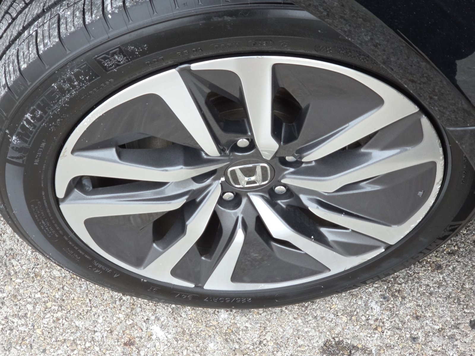 Used 2018 Honda Accord EX-L image 11