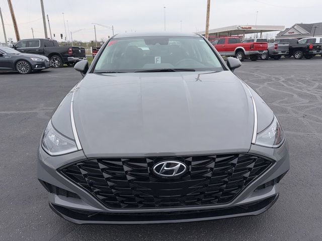 Used 2022 Hyundai Sonata SEL FWD image 2