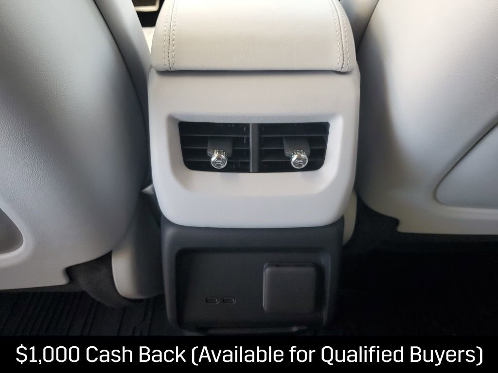 New 2026 Cadillac Optiq Luxury 1 w/ LPO, Floor Liner Package RWD image 21