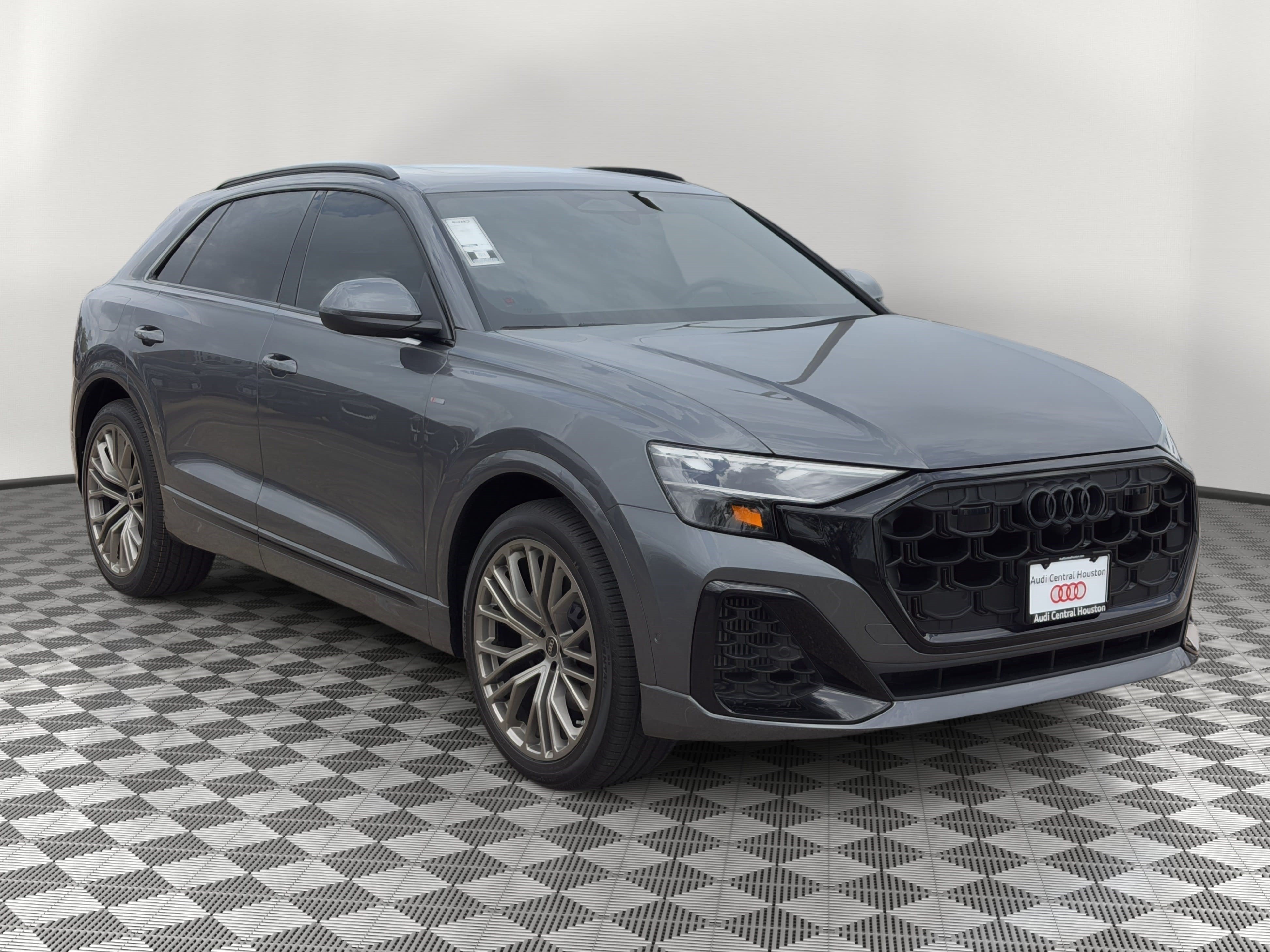New 2027 Audi Q8 Prestige AWD/4WD image 7