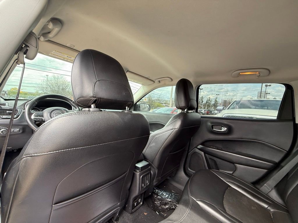 Used 2021 Jeep Compass Latitude image 24