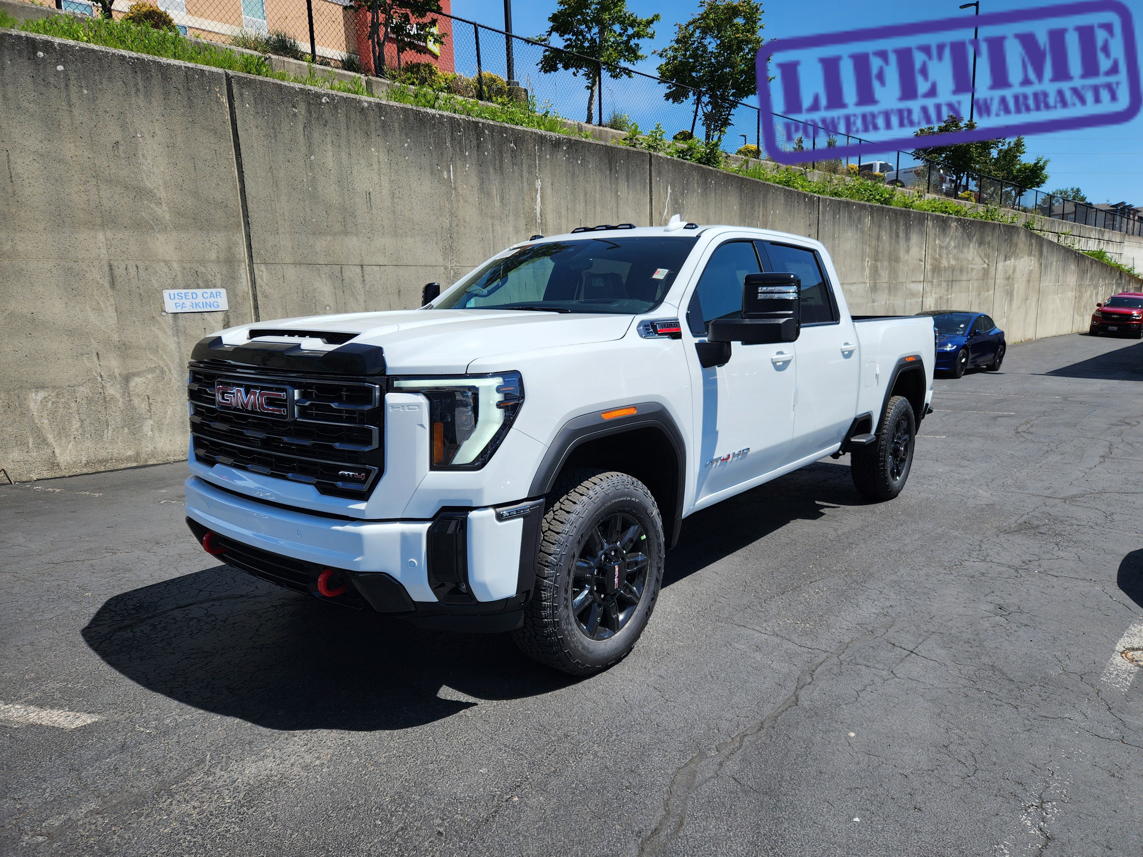 New 2026 GMC Sierra 2500 AT4 w/ AT4 Premium Plus Package AWD/4WD image 1