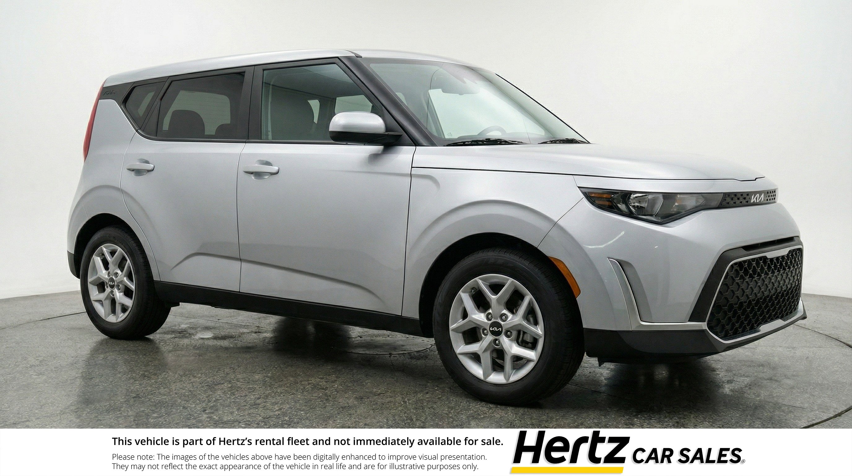 Used 2025 Kia Soul LX w/ LX Technology Package FWD image 1