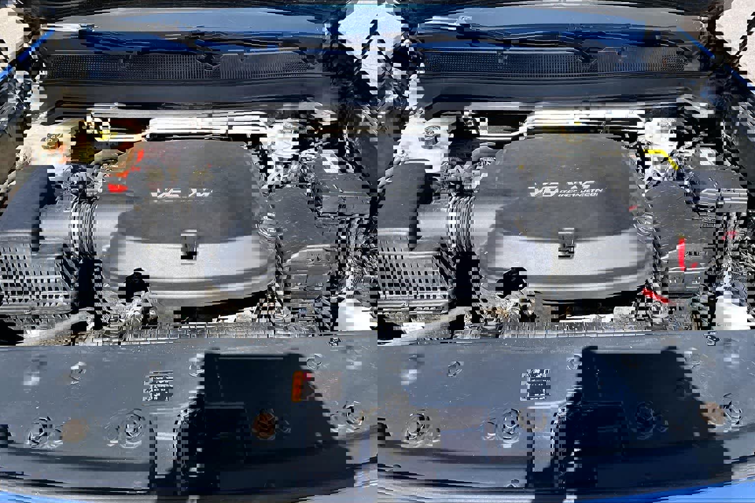 Used 2017 GMC Canyon SLT w/ Driver Alert Package image 9