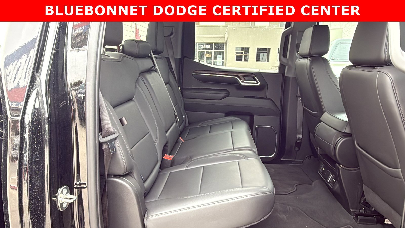 Used 2024 GMC Sierra 1500 SLT image 23