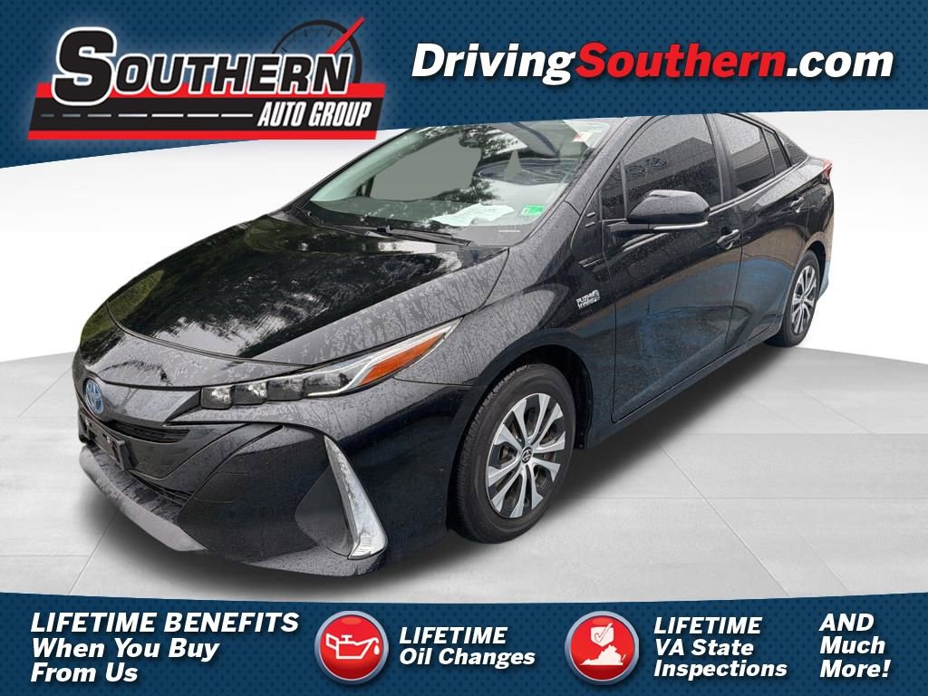 Used 2021 Toyota Prius Prime LE w/ Carpet Mat Package (TMS) FWD image 1