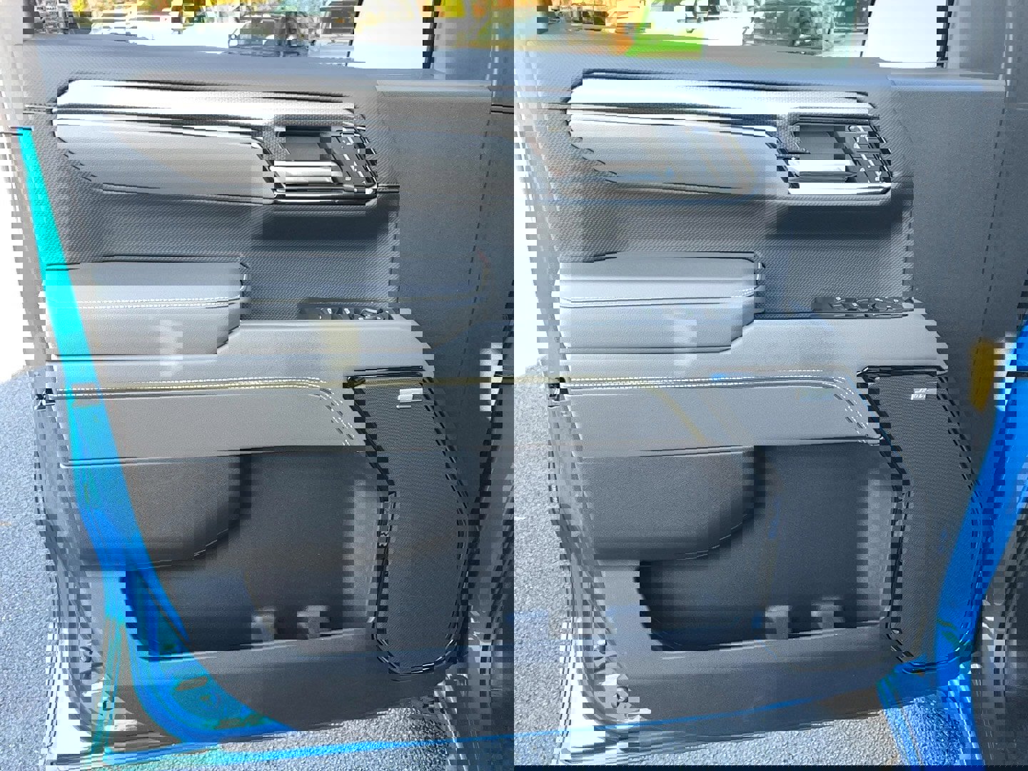 Used 2022 Chevrolet Silverado 1500 ZR2 image 13