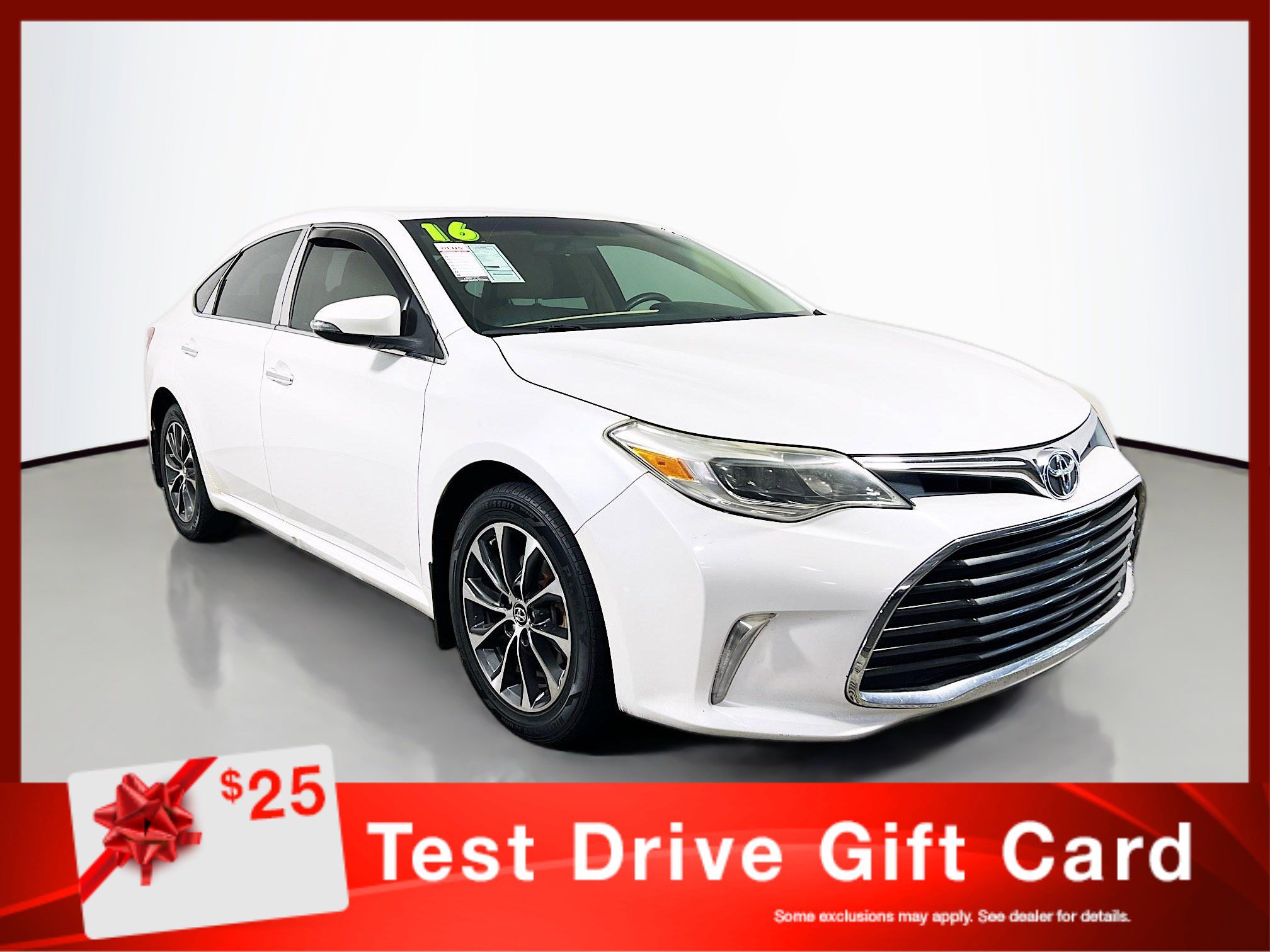 Used 2016 Toyota Avalon XLE image 1