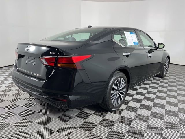 Used 2023 Nissan Altima 2.5 SV image 11