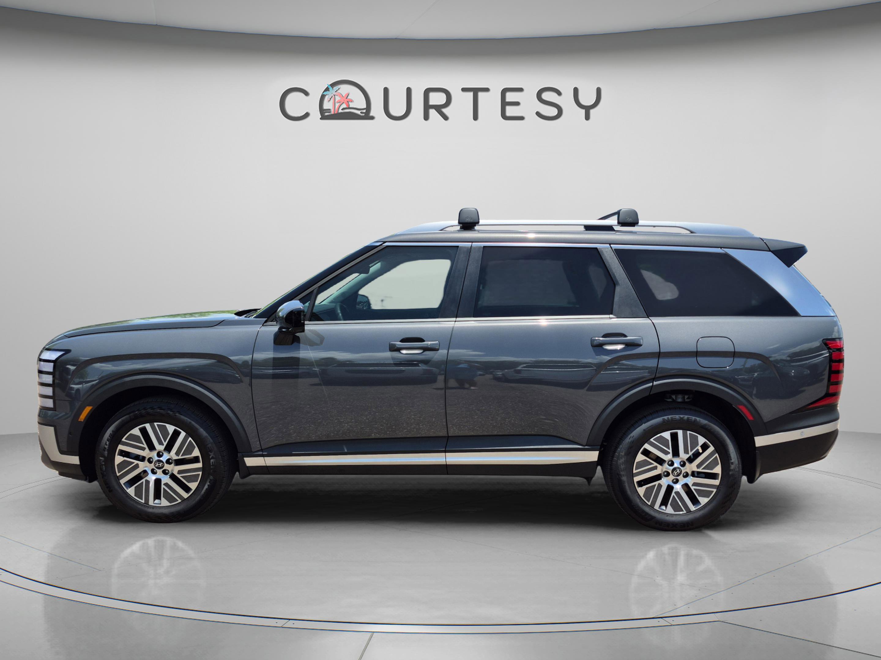 New 2026 Hyundai Palisade SEL Premium FWD image 2