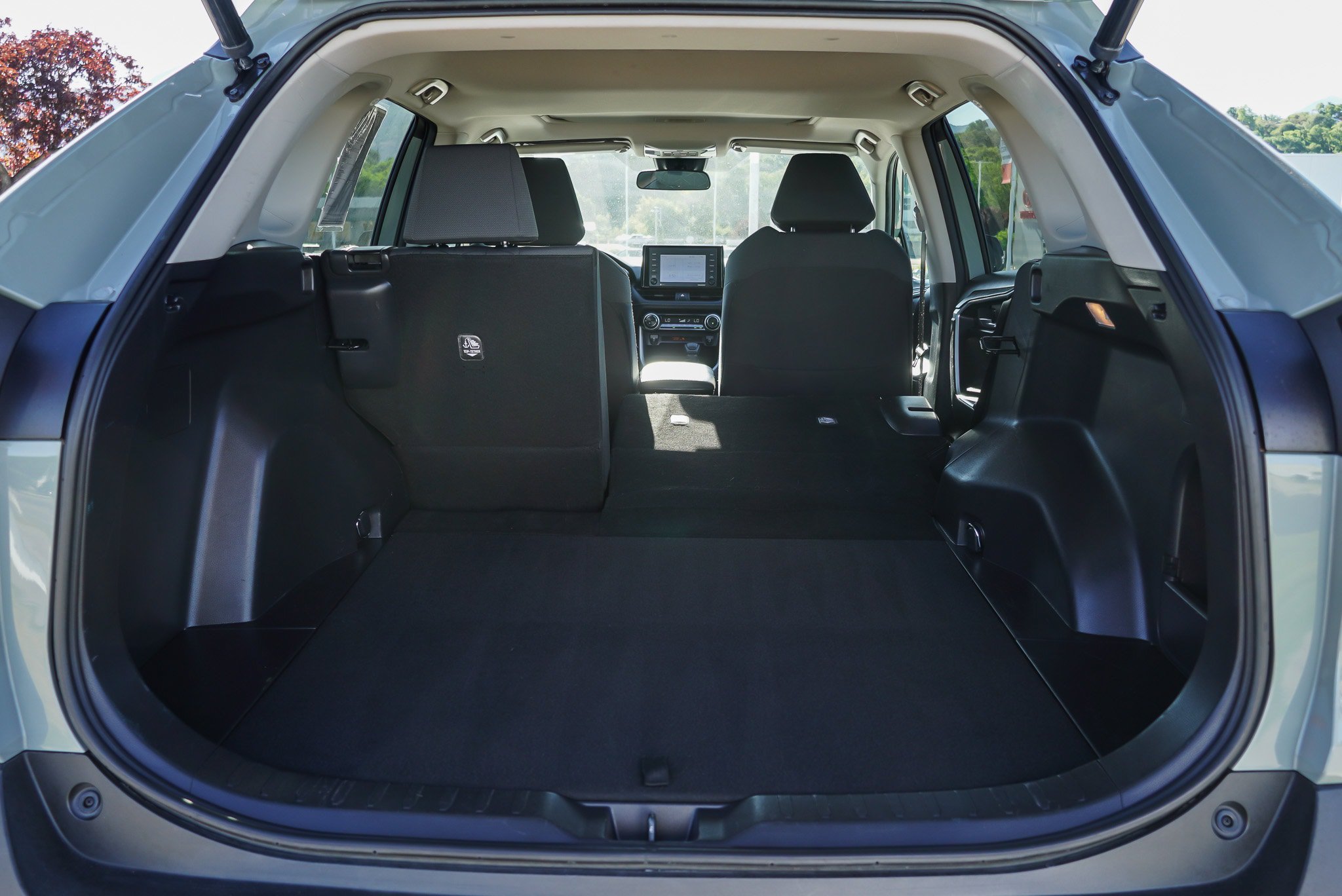 Certified 2021 Toyota RAV4 XLE w/ Convenience Package FWD image 14