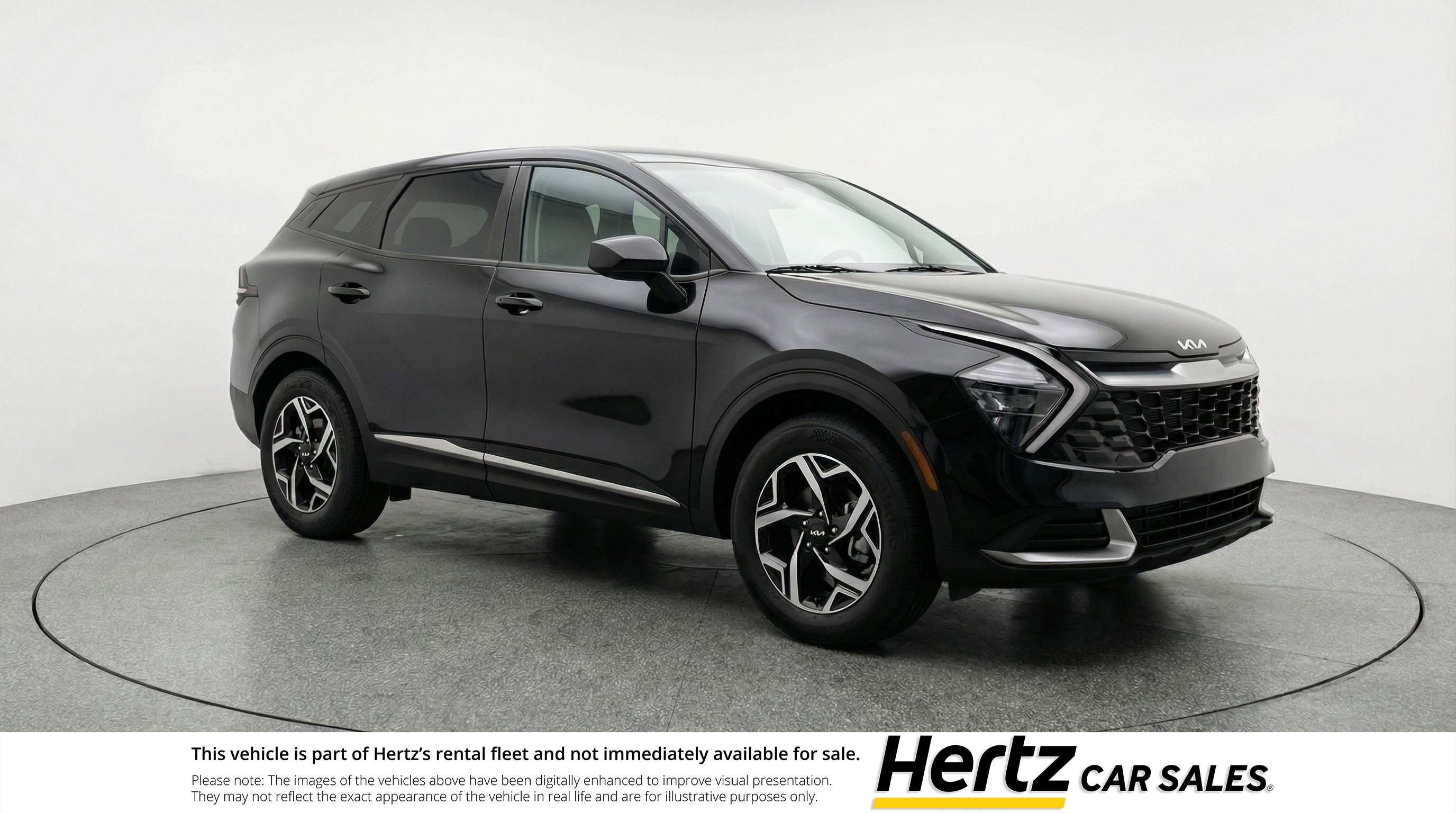 Used 2025 Kia Sportage LX image 1