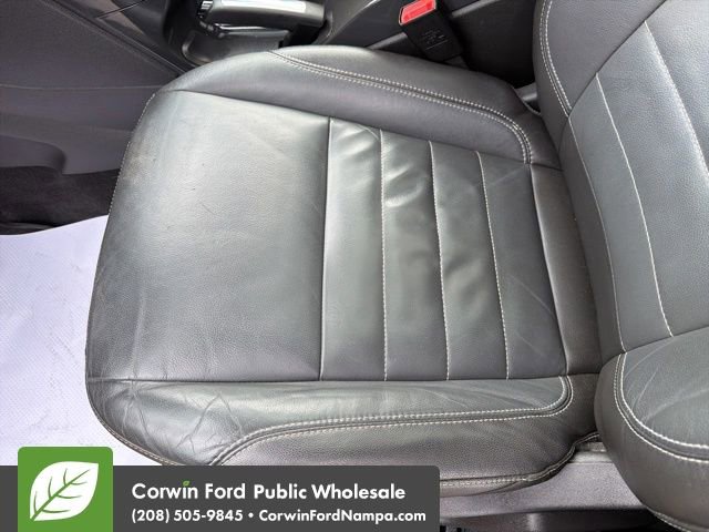 Used 2015 Ford Escape Titanium w/ Canadian Touring Package image 25
