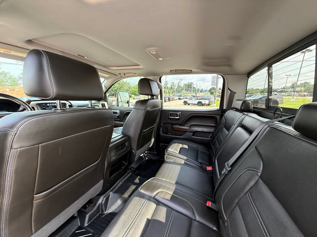 Used 2018 GMC Sierra 2500 Denali w/ Duramax Plus Package AWD/4WD image 26