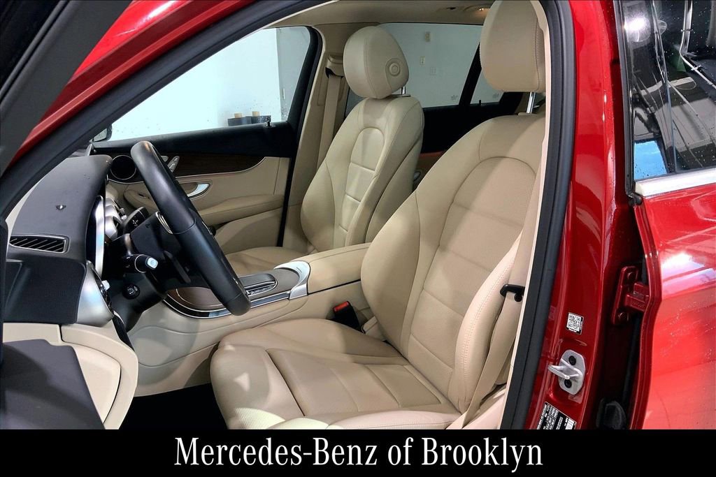 Certified 2022 Mercedes-Benz GLC 300 4MATIC image 9