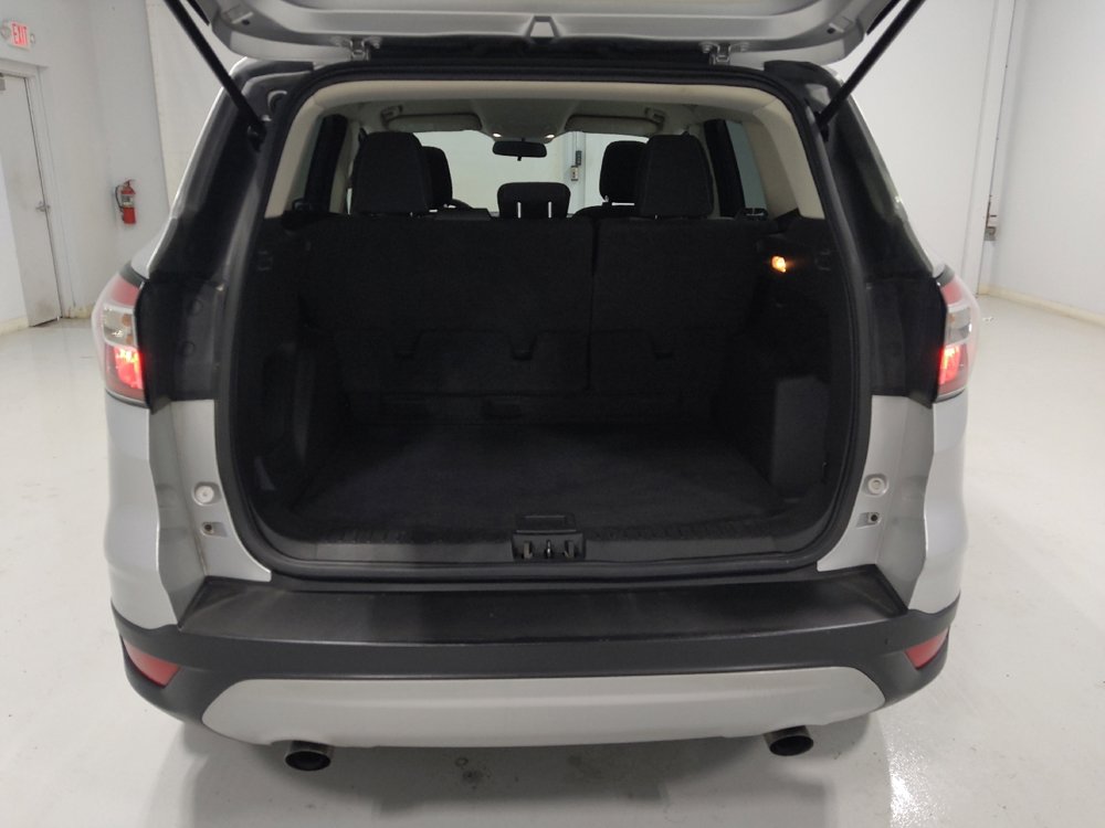 Used 2018 Ford Escape SE image 29