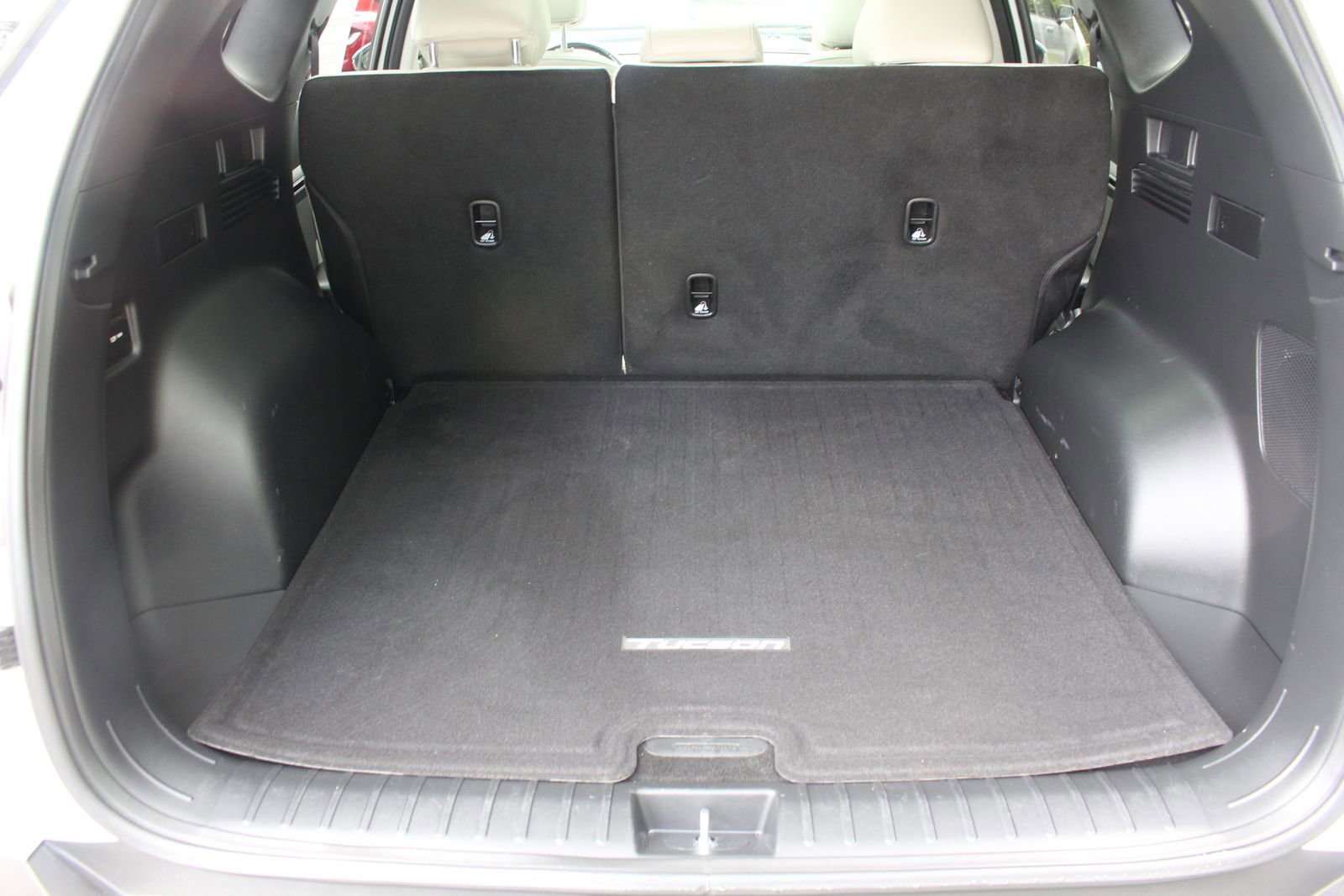 Used 2024 Hyundai Tucson Limited image 9