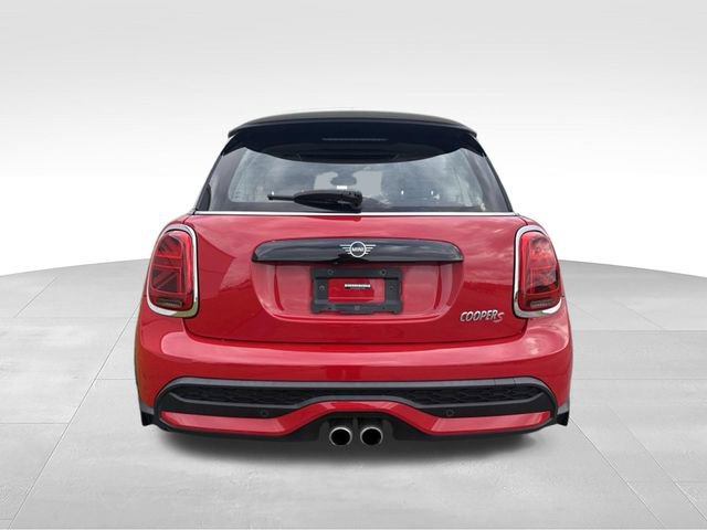 Used 2023 MINI Cooper S w/ Signature Upholstery Package FWD image 15