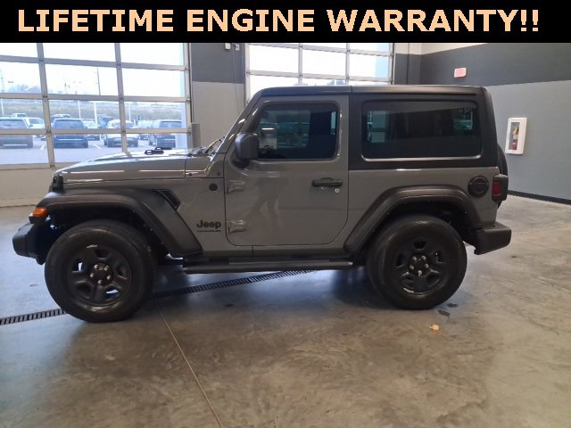 Used 2022 Jeep Wrangler Sport image 5