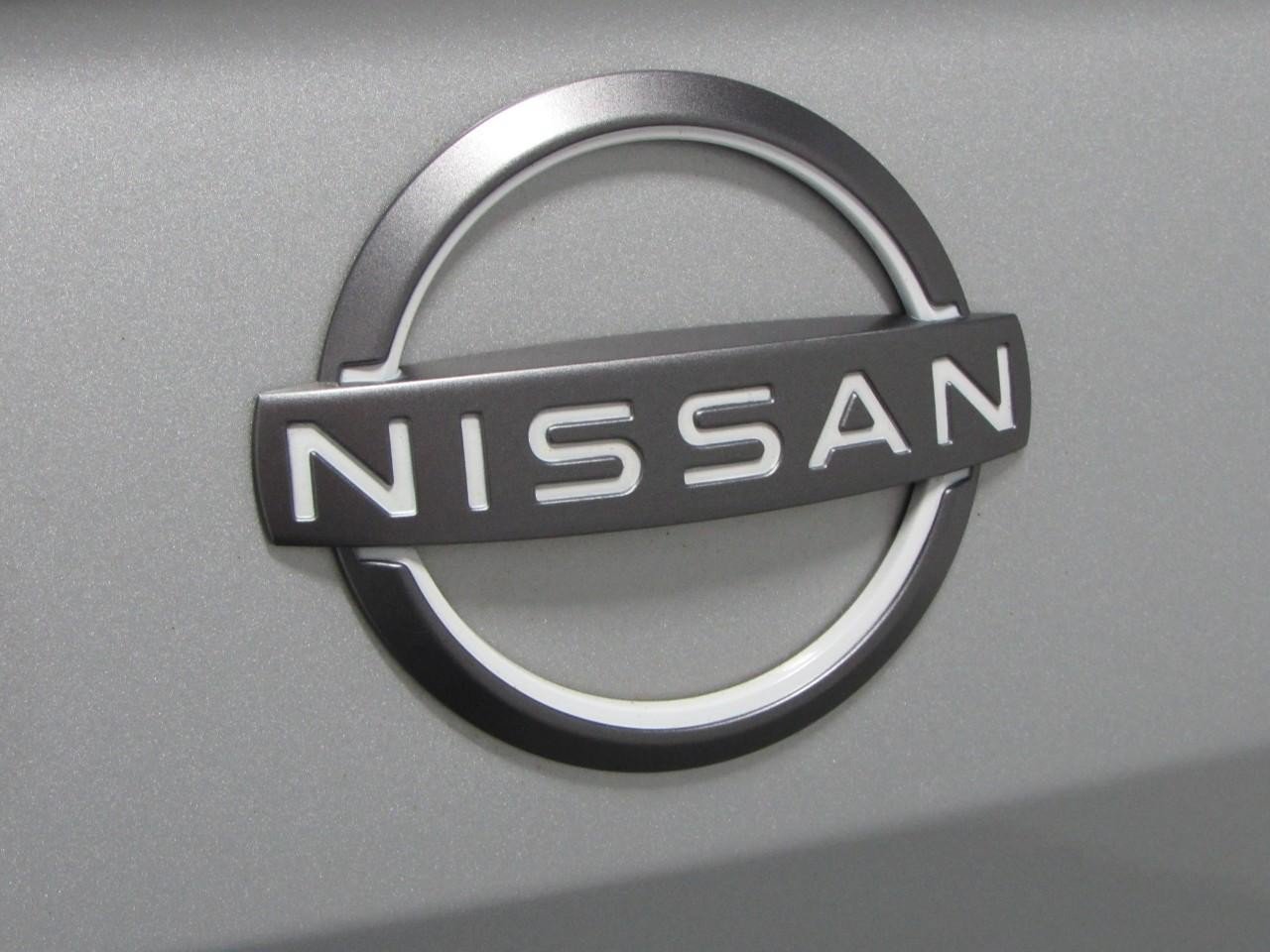 Used 2024 Nissan Altima 2.5 SV w/ SV Premium Package FWD image 32