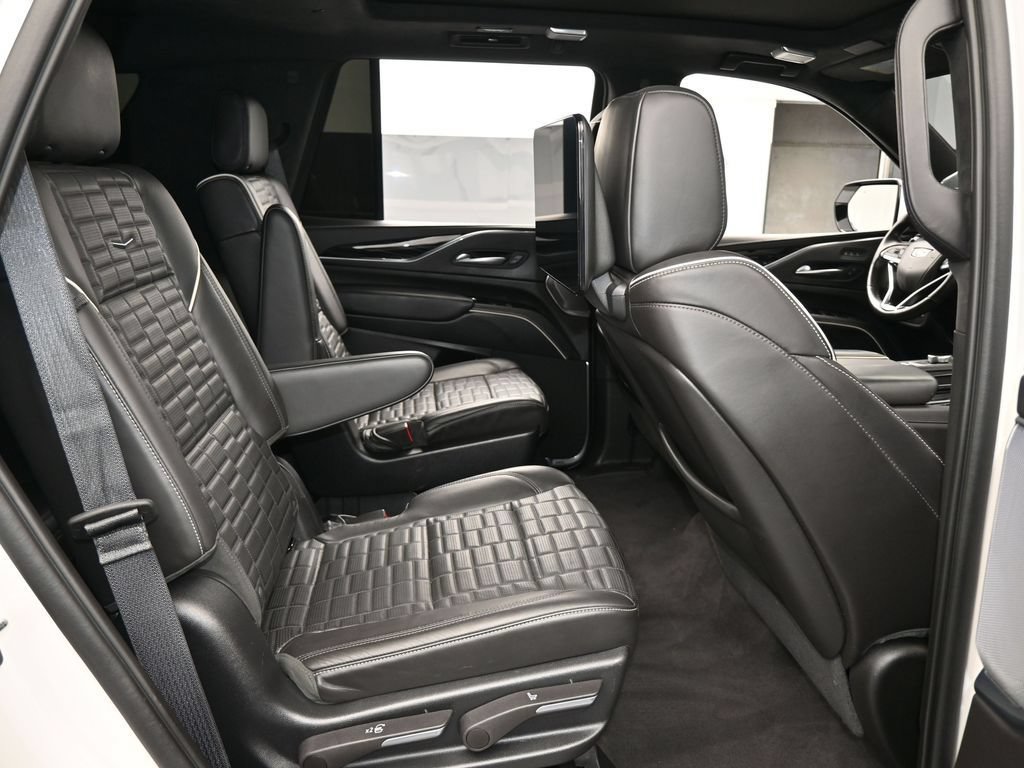 Used 2023 Cadillac Escalade V AWD/4WD image 65