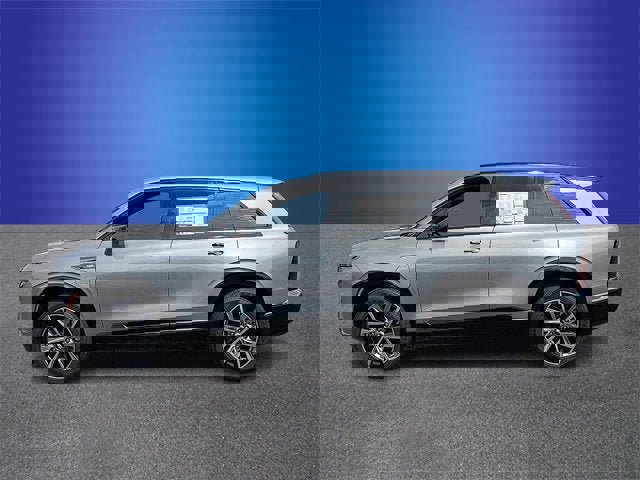 New 2026 Cadillac Vistiq Sport w/ LPO, Floor Liner Package image 2